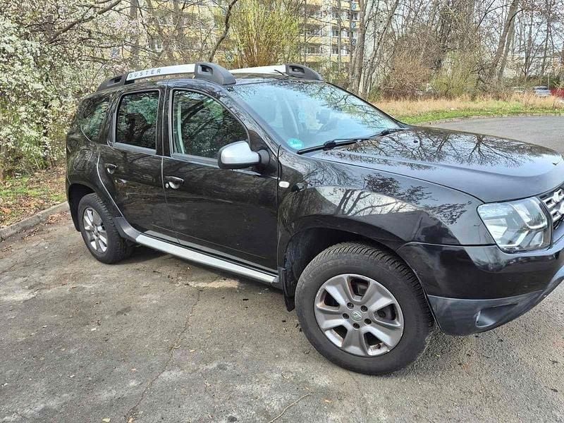 Gebraucht Dacia Duster Prestige 125 PS (91 kW) 2014 Schwarz SUV