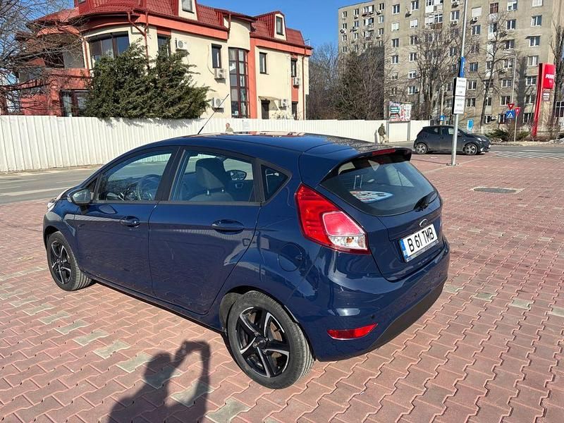 Gebraucht Ford Fiesta Titanium 80 PS (58 kW) 2014 Blau Kleinwagen