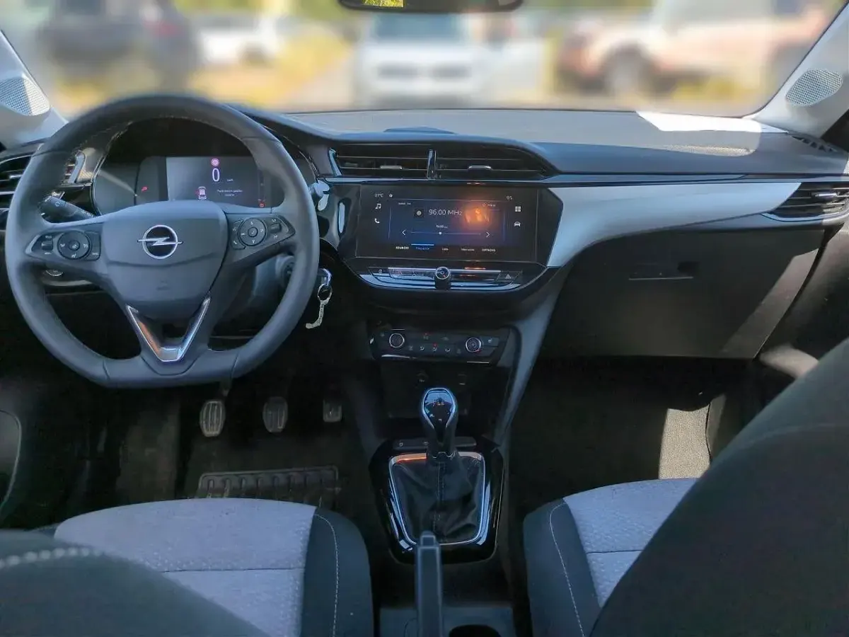 Gebraucht Opel Corsa 75 PS (55 kW) 2024 Diamant schwarz metallic Kleinwagen