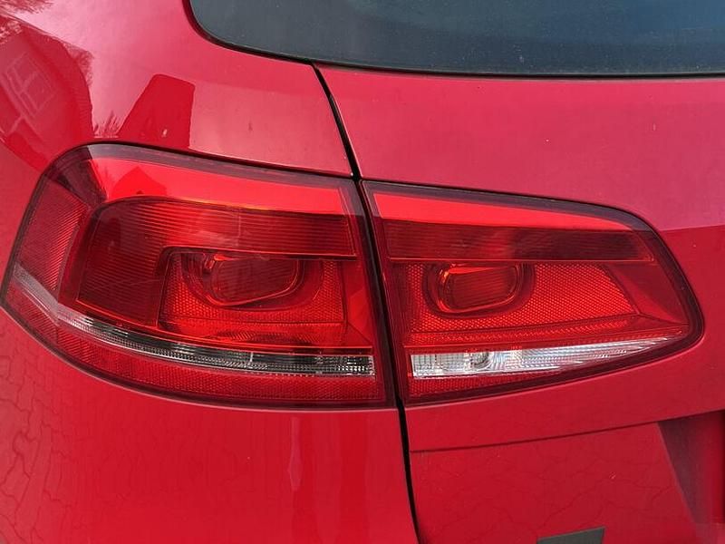 Gebraucht VW Passat Comfortline 177 PS (130 kW) 2013 Tornadorot Kombi