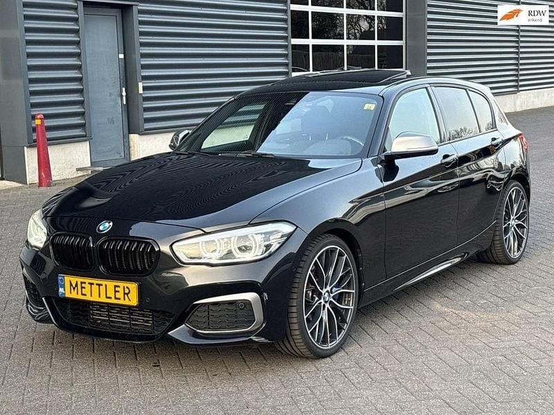 Gebraucht BMW M135 Executive 328 PS (241 kW) 2015 Schwarz Kleinwagen