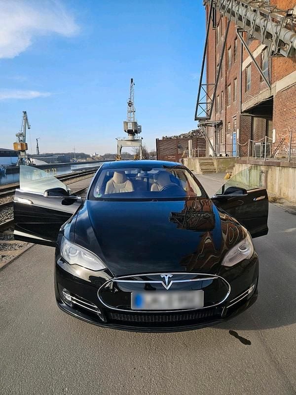 Gebraucht Tesla Model S 309 kW (421 PS) 2013 Schwarz Kleinwagen