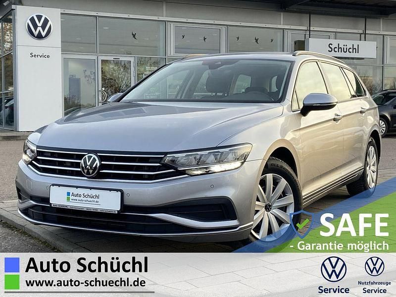 Gebraucht VW Passat 150 PS (110 kW) 2022 Silber Kombi