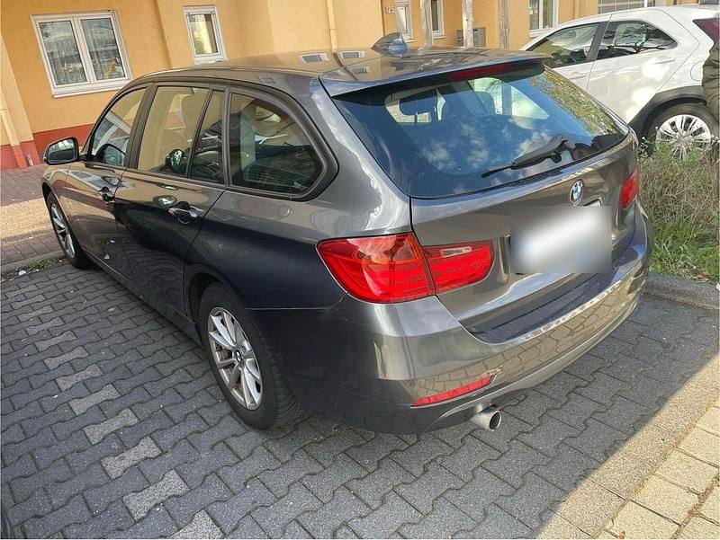 Gebraucht BMW 320 185 PS (136 kW) 2015 Andere farben Kombi