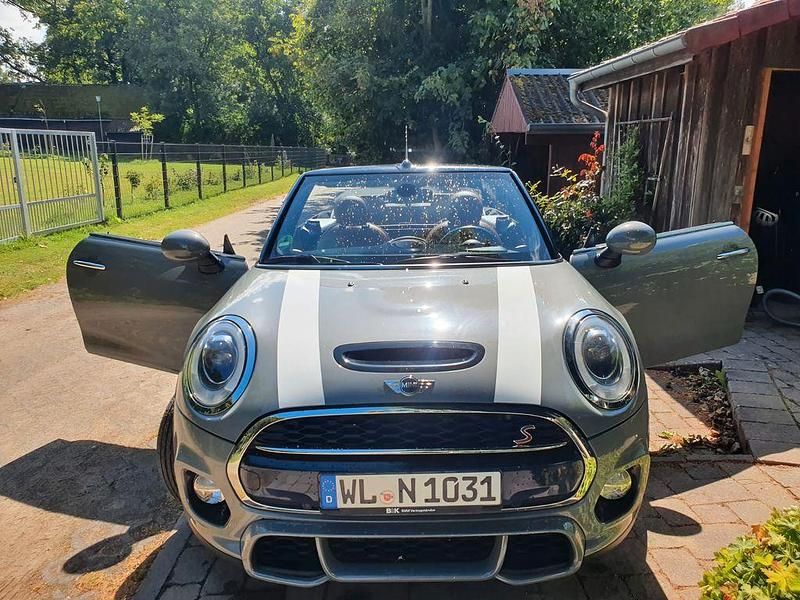 Grau Gebraucht 2017 Mini Cooper S Kleinwagen | 19.500 € (Etwas zu teuer) - Bild 1/4