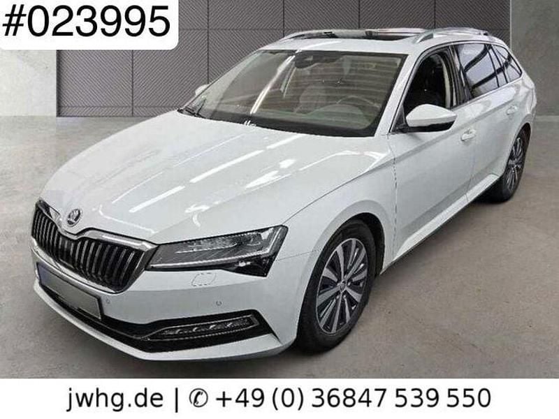 Gebraucht Skoda Superb Premium Edition 150 PS (110 kW) 2022 Weiß Kombi