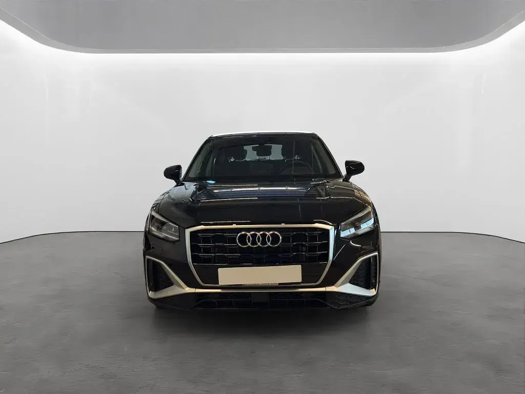 Gebraucht Audi Q2 S-Line 150 PS (110 kW) 2024 Mythosschwarz SUV
