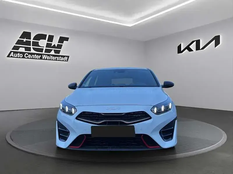 Gebraucht Kia ProCeed GT 204 PS (150 kW) 2023 Weiß Kombi