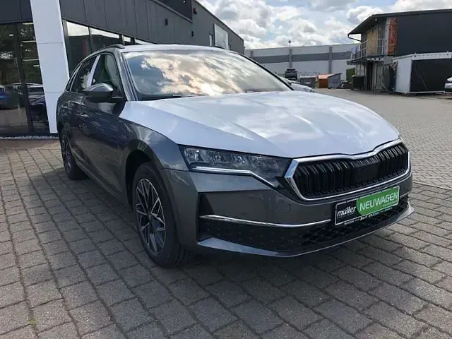 Neu Skoda Octavia 150 PS (110 kW) 2026 Grau Kombi
