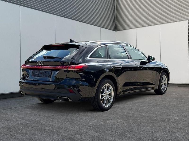 Gebraucht Audi A5 Basis 204 PS (150 kW) 2024 Schwarz Coupé