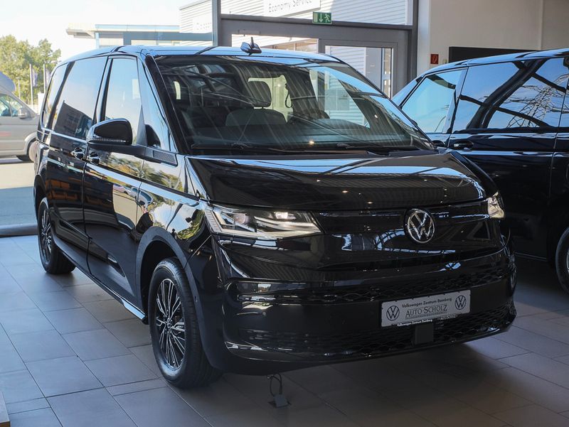 Gebraucht VW T7 Basis 150 PS (110 kW) 2024 Schwarz Van