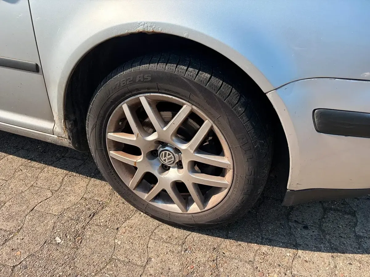 Gebraucht VW Golf IV 101 PS (74 kW) 2003 Kombi