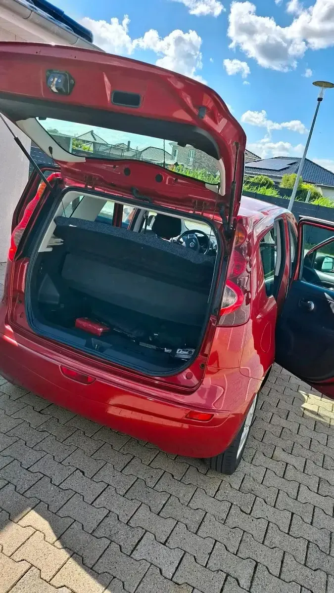 Gebraucht Nissan Note 88 PS (64 kW) 2009 Rot Kleinwagen