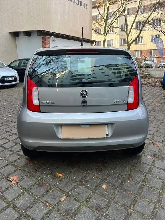 Gebraucht Skoda Citigo Active 60 PS (44 kW) 2015 Silber Kleinwagen