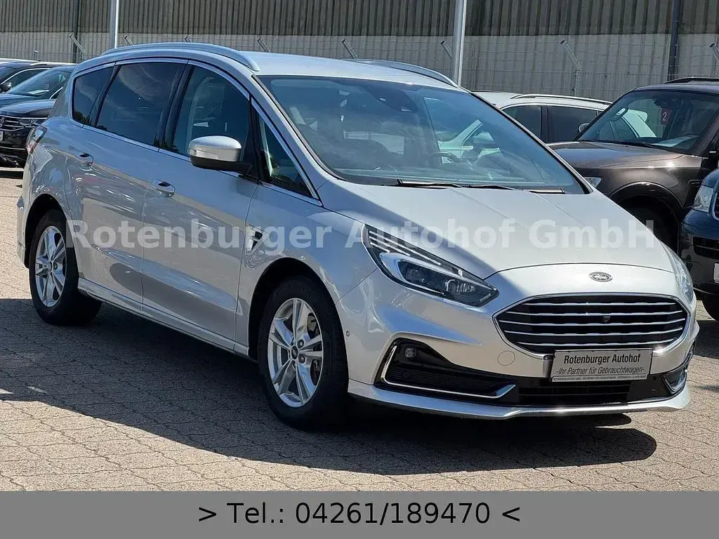 Gebraucht Ford S-MAX Titanium 190 PS (139 kW) 2021 Grau Van / Kleinbus