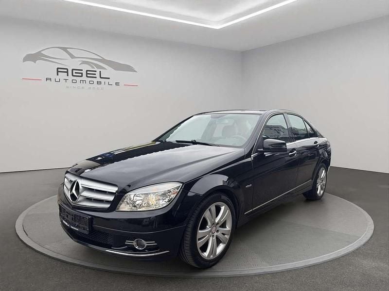 Obsidianschwarz Gebraucht 2011 Mercedes C220 Limousine | 5.500 € (Guter Preis) - Bild 1/4