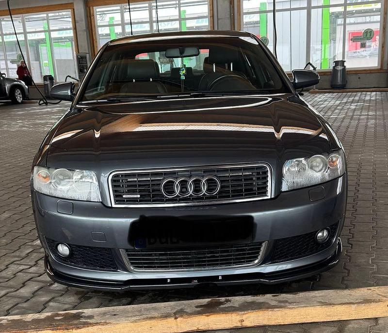 Gebraucht Audi A4 Design 220 PS (161 kW) 2003 Grau Limousine