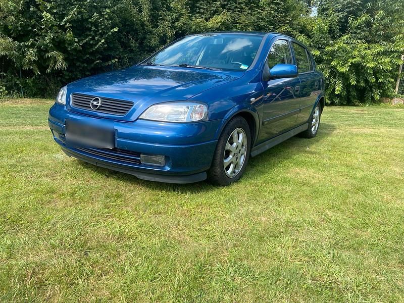 Blau Gebraucht 2002 Opel Astra Limousine | 650 € (Guter Preis) - Bild 1/4