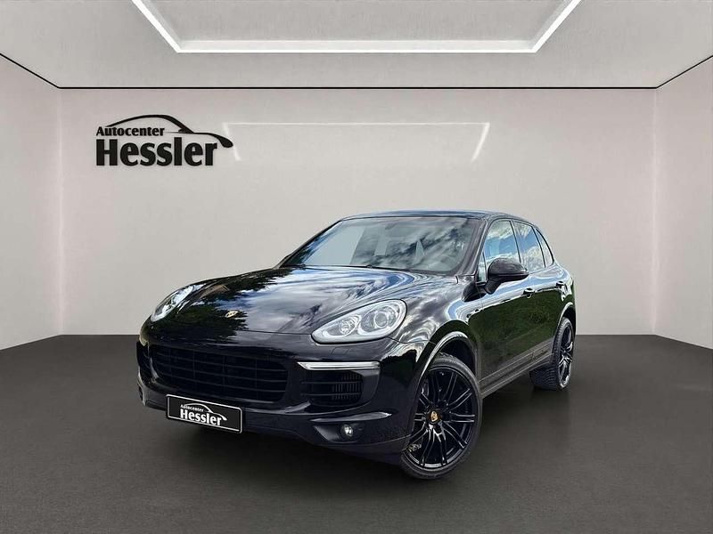 Schwarz Gebraucht 2017 Porsche Cayenne Turbo Platinum Edition SUV | 45.000 € (Fairer Preis) - Bild 1/2