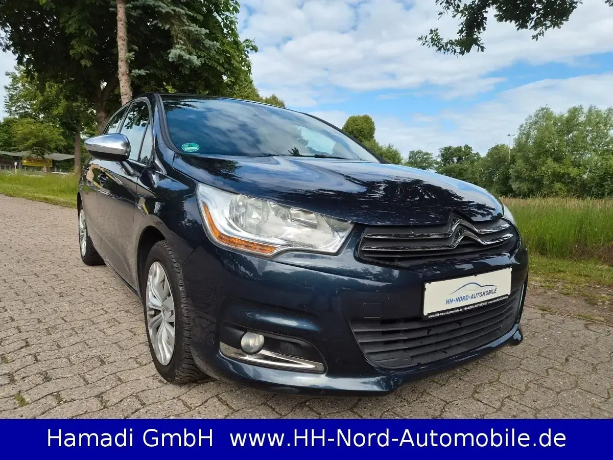 Gebraucht Citroën C4 SELECTION 120 PS (88 kW) 2013 Blau Limousine