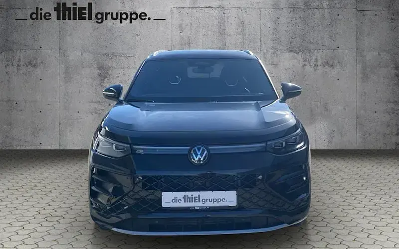 Neu VW Tayron R-line 150 PS (110 kW) 2026 Schwarz SUV