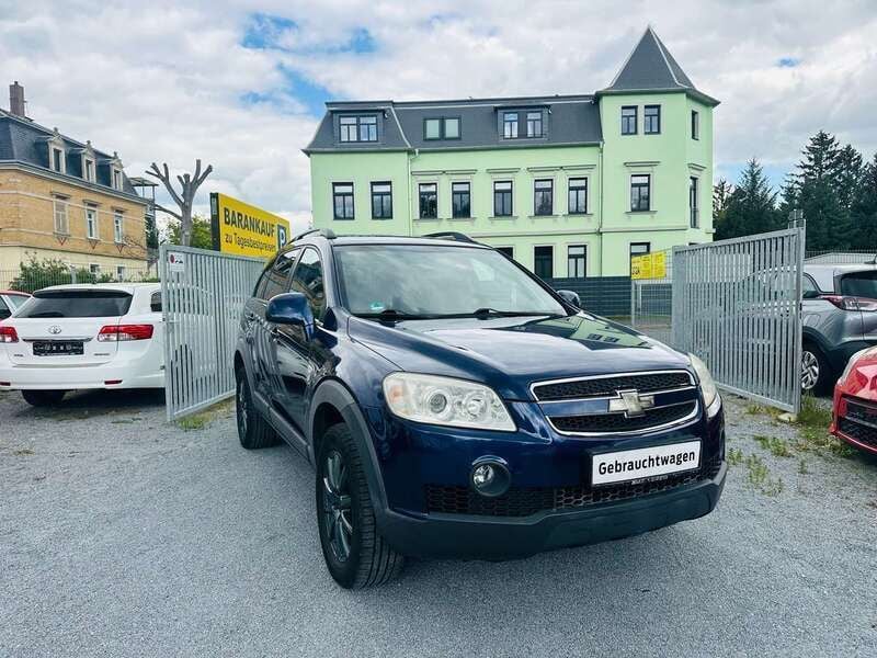 Poseidon blue (mica) Gebraucht 2008 Chevrolet Captiva LS SUV | 2.900 € (Superpreis) - Bild 1/4