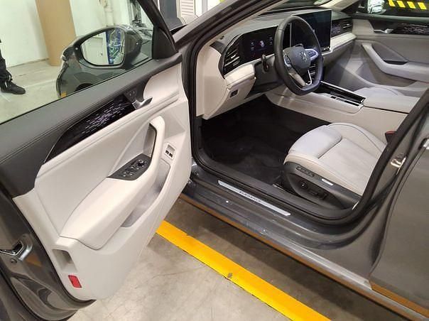 Gebraucht VW Passat Elegance 175 PS (128 kW) 2025 Diabasgrau Kombi