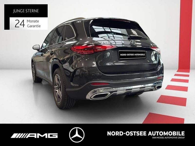 Gebraucht Mercedes GLC300 AMG 269 PS (197 kW) 2025 Metalliclack graphitgrau SUV