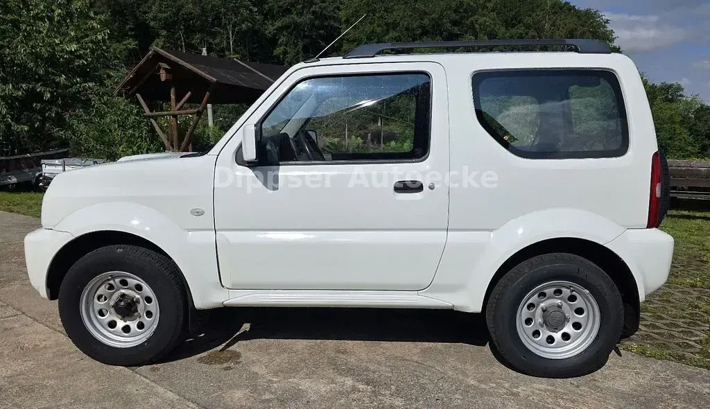 Gebraucht Suzuki Jimny Club 84 PS (61 kW) 2017 Weiß SUV