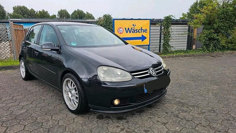 Schwarz Gebraucht 2004 VW Golf V GTI Limousine | 1.300 € (Teuer) - Bild 1/4