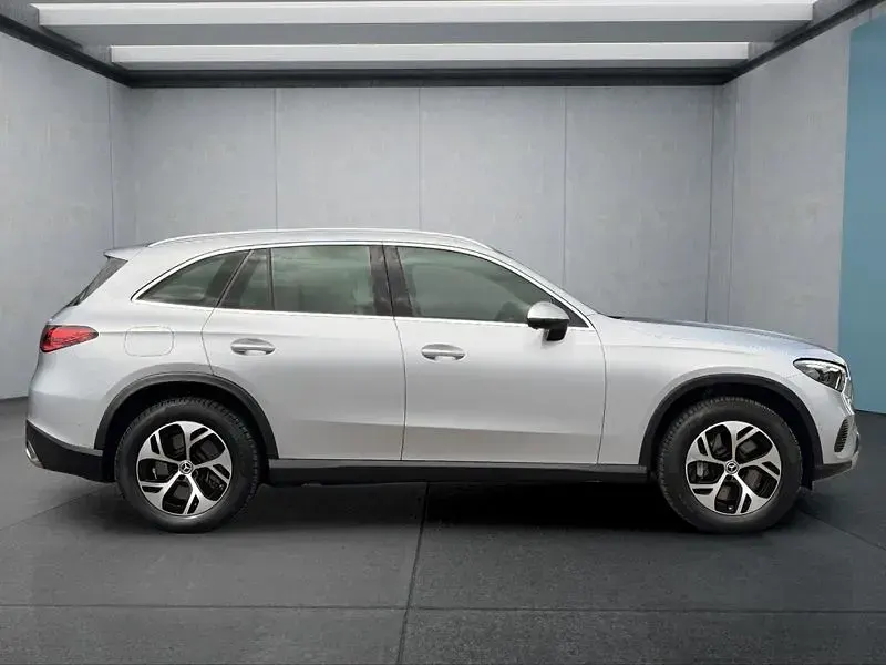 Gebraucht Mercedes GLC300de 197 PS (144 kW) 2023 SUV