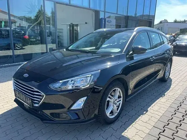 Gebraucht Ford Focus Cool & Connect 125 PS (91 kW) 2022 Schwarz Kombi