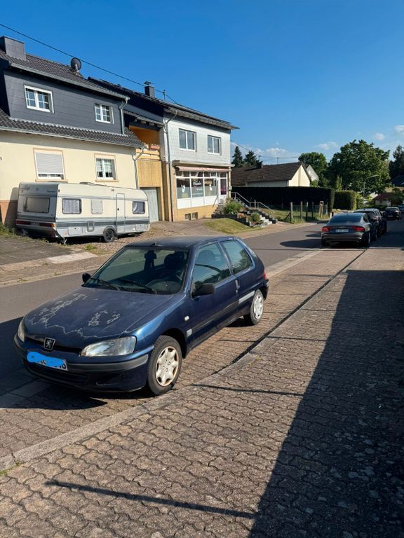 Blau Gebraucht 2001 Peugeot 106 Filou Kleinwagen | 790 € (Guter Preis) - Bild 1/4