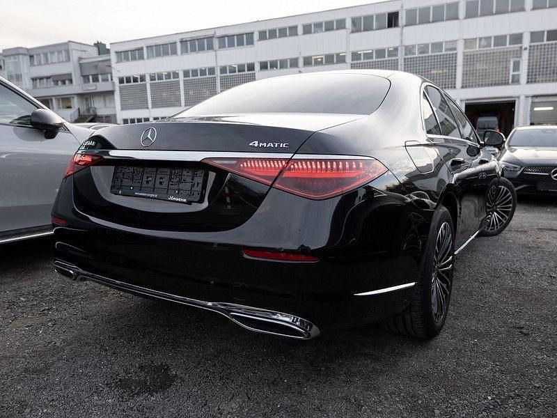 Gebraucht Mercedes S350 313 PS (230 kW) 2025 Schwarz metalliclack obsidianschwarz Limousine