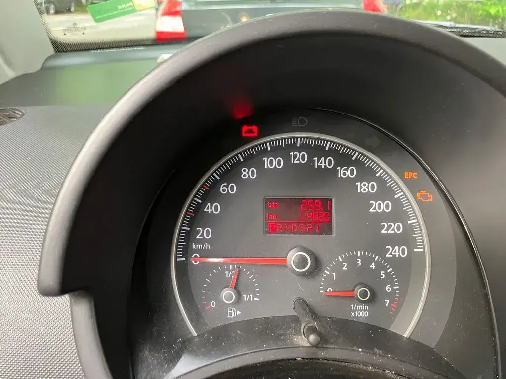 Gebraucht VW New Beetle 116 PS (85 kW) 2008 Schwarz Kleinwagen
