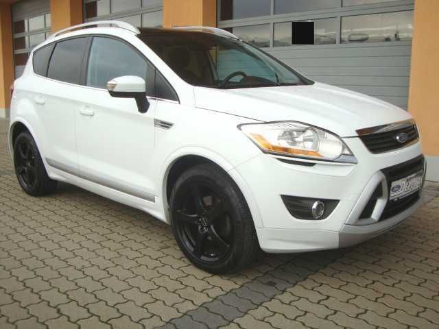 Gebraucht Ford Kuga Individual 140 PS (102 kW) 2010 Weiß SUV