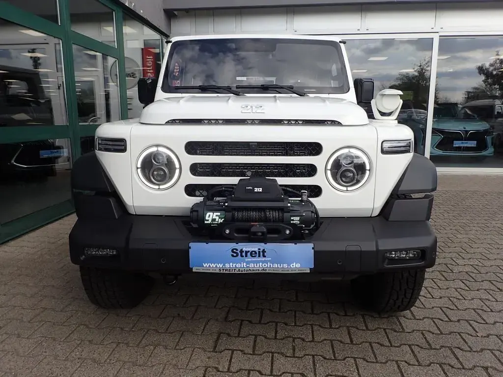 Neu BAW 212 166 PS (122 kW) 2026 Weiß SUV