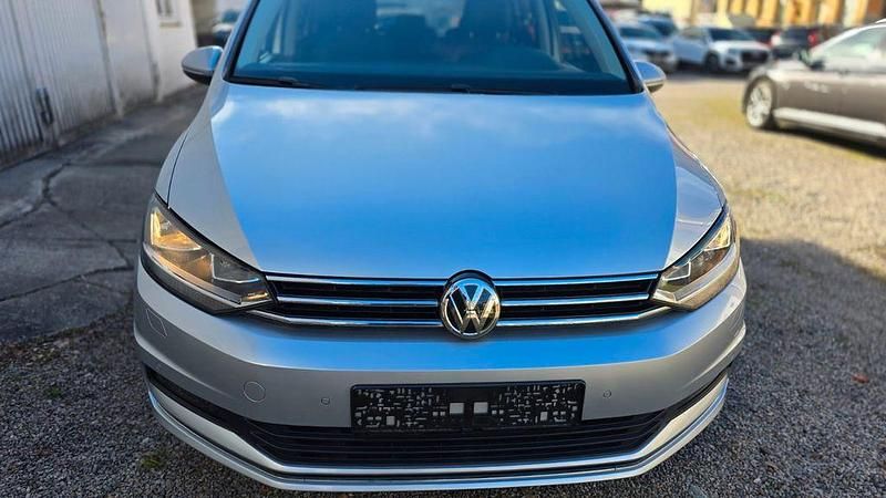 Gebraucht VW Touran Join 150 PS (110 kW) 2018 Silber Van / Kleinbus