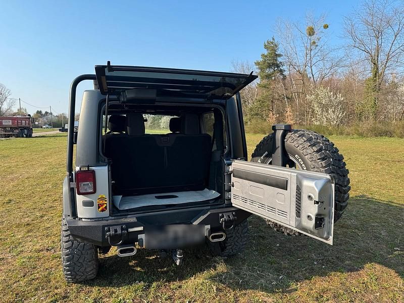 Gebraucht Jeep Wrangler 200 PS (147 kW) 2016 Silber SUV