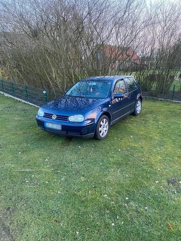 Gebraucht VW Golf IV 115 PS (84 kW) 2003 Blau Kleinwagen