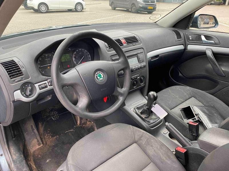 Gebraucht Skoda Octavia Elegance 105 PS (77 kW) 2007 Blau Kombi