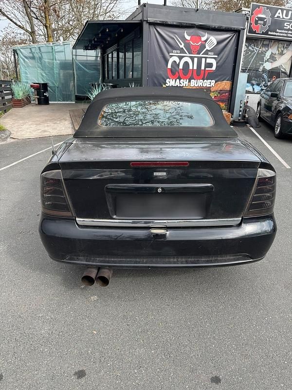 Gebraucht Opel Astra Cabriolet 147 PS (108 kW) 2001 Schwarz Cabrio