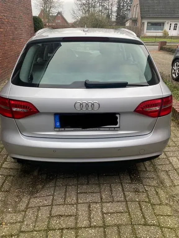 Gebraucht Audi A4 Sport 177 PS (130 kW) 2013 Limousine