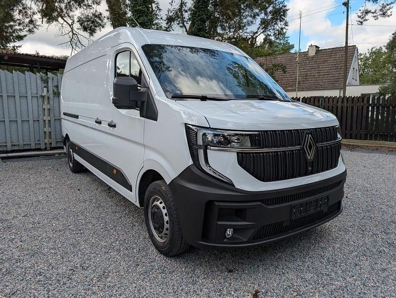 Weiß Neu 2025 Renault Master Van | 32.011 € (Superpreis) - Bild 1/4