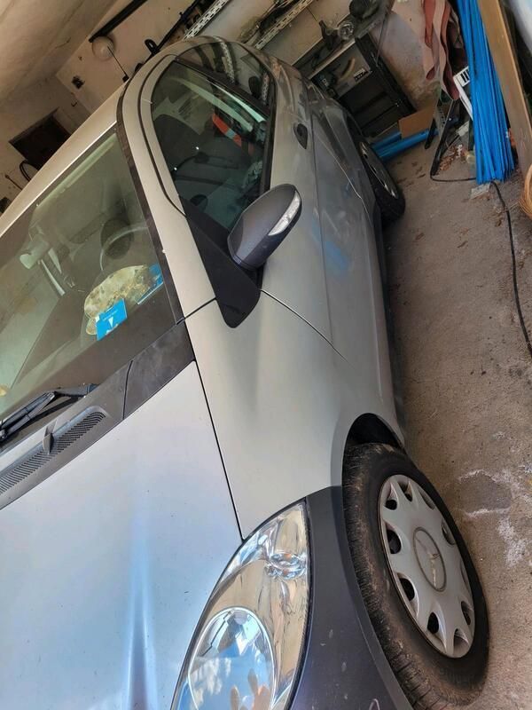 Silber Gebraucht 2006 Mercedes A170 Kleinwagen | 600 € - Bild 1/3