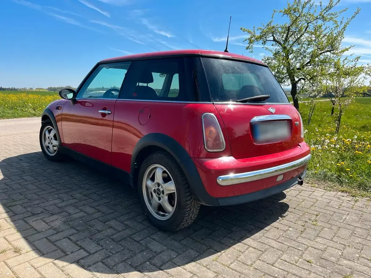 Usata Mini ONE 90 CV (66 kW) 2003 Rosso Utilitaria