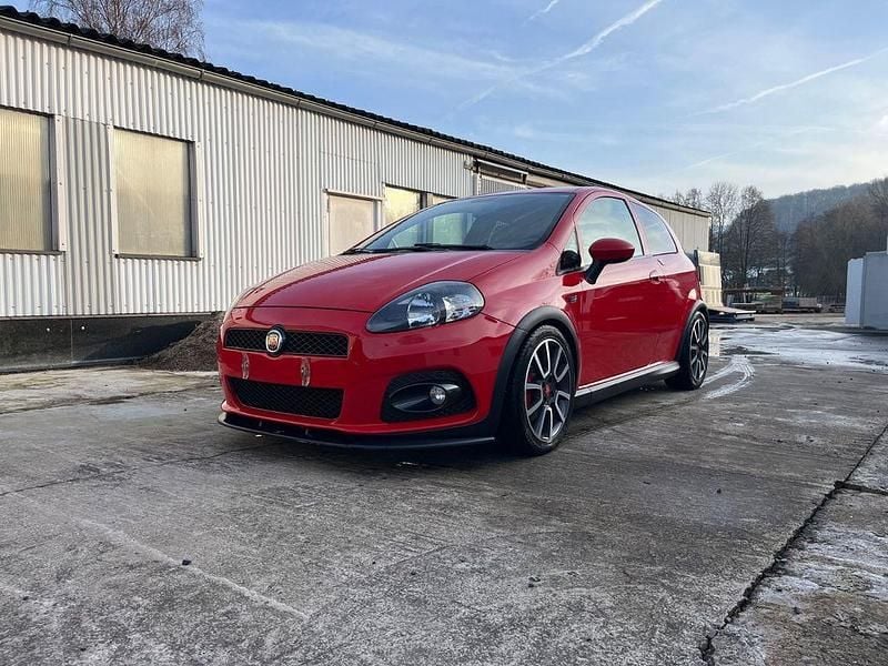 Gebraucht Abarth Grande Punto 155 PS (114 kW) 2009 Rot Kleinwagen