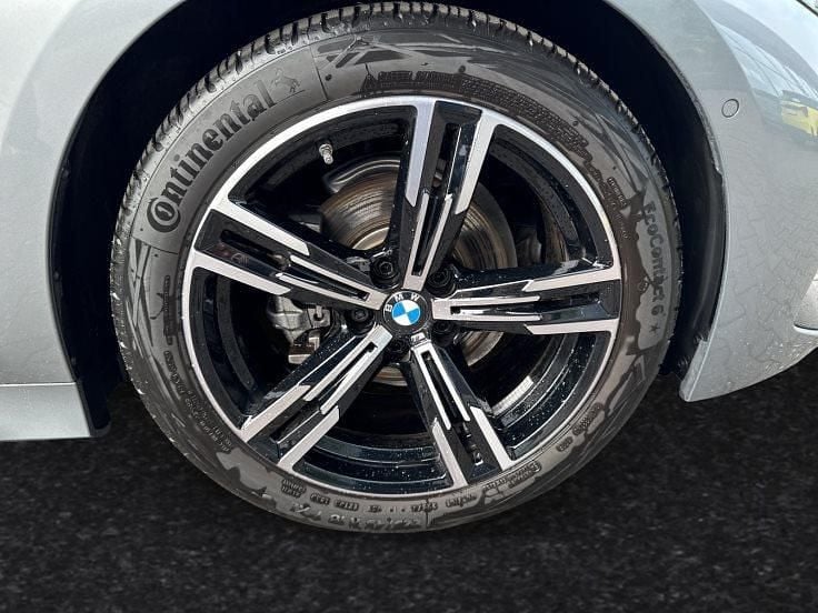 Gebraucht BMW 318 M Sport 150 PS (110 kW) 2025 Skyscraper grau metallic Kombi