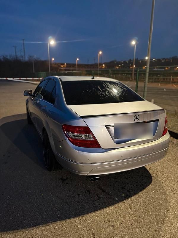 Gebraucht Mercedes C220 170 PS (125 kW) 2007 Silber Limousine