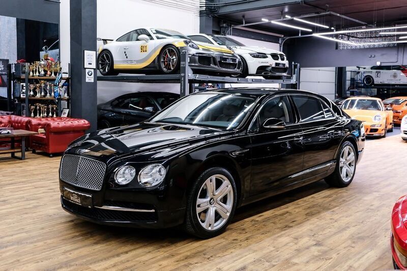 Schwarz Gebraucht 2014 Bentley Flying Spur Limousine | 82.499 € - Bild 1/4